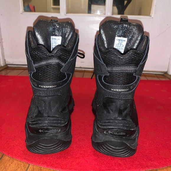 Columbia Men’s Winter Boots - Picture 3 of 5